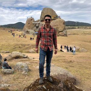 Meet your Posher, Jorge l.